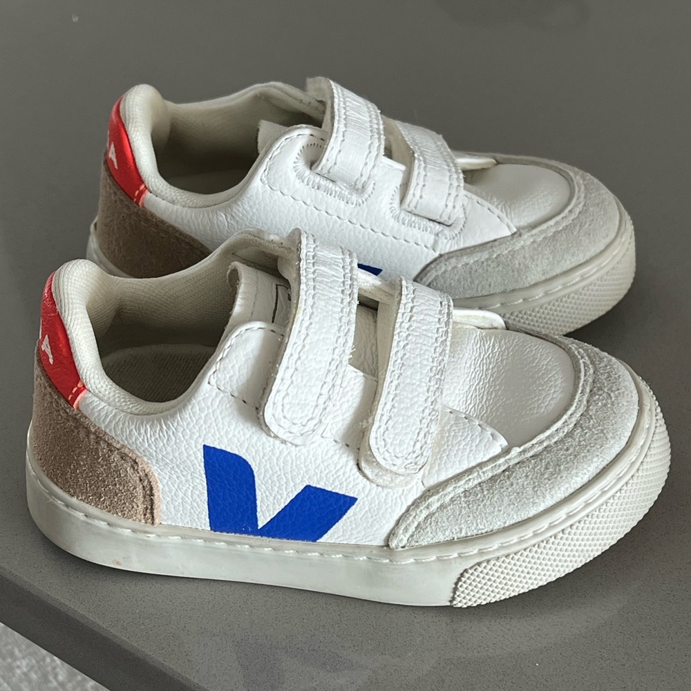 Veja V-12 Toddler Sneaker